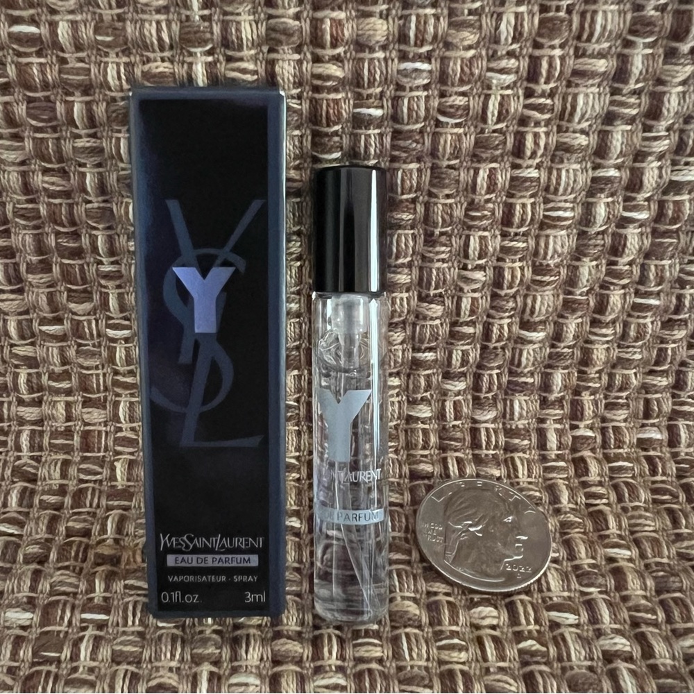 Yves Saint Laurent - Y